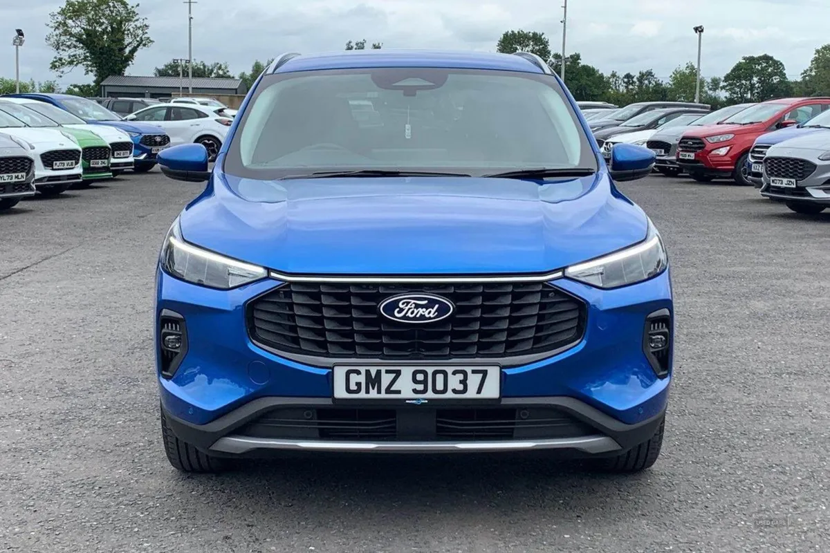 Ford Kuga 1.5t 150PS Titanium in Blue With Only 1 - Image 4