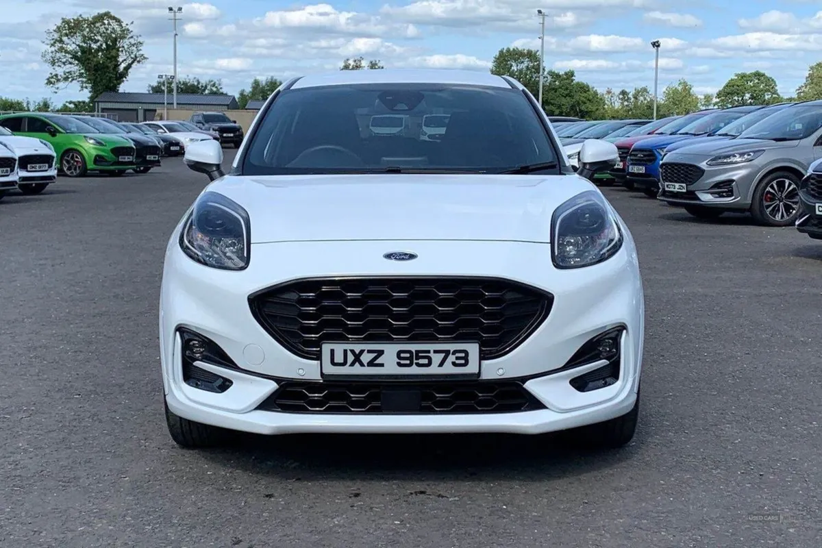 Ford Puma 1.0t 125PS St-line X in White With Only - Image 4
