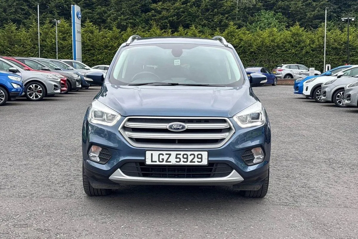 Ford Kuga 1.5 Tdci 120PS Titanium in Chrome Blue - Image 4