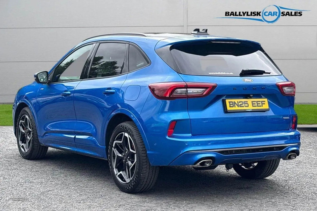 Ford Kuga 2.5h Fhev 180PS St-line X in Desert Isl - Image 2