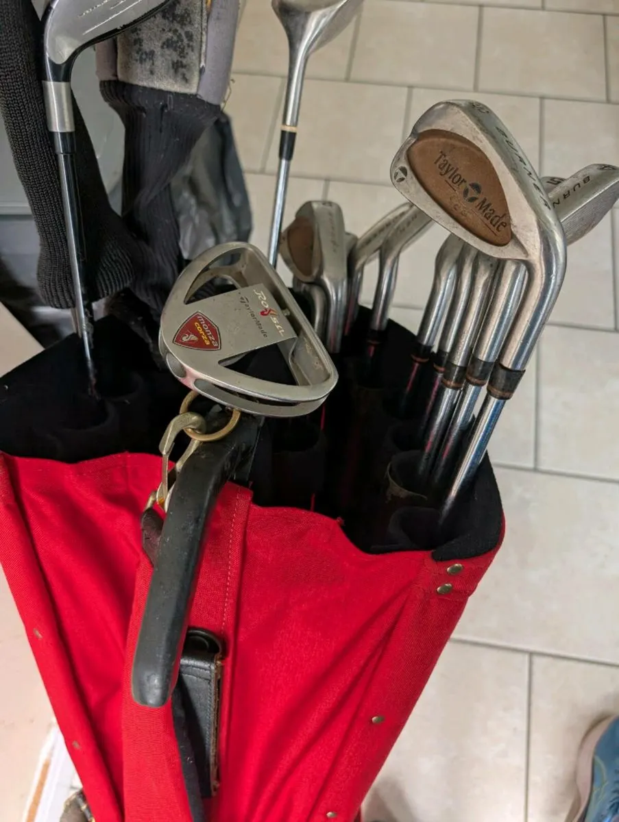 Full Taylormade Golf clubs &putter for quick sale - Image 3