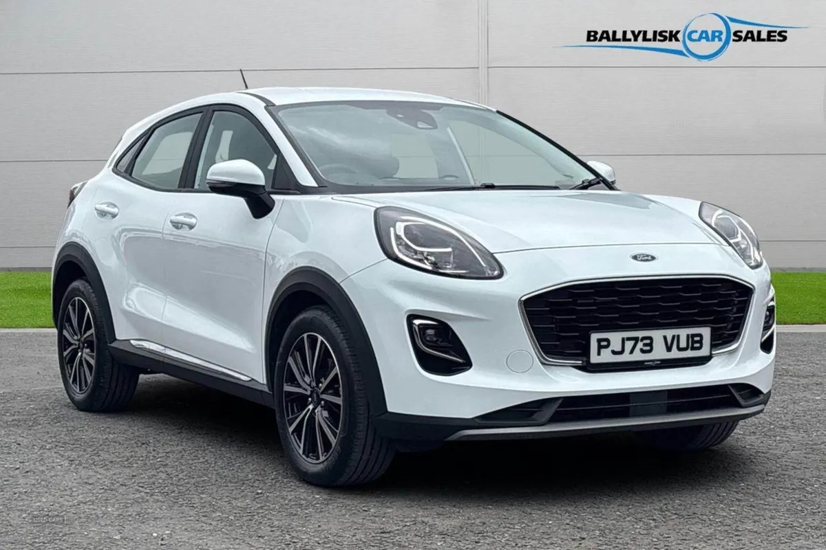 Ford Puma 1.0t 125PS Titanium in White With Only - Image 1