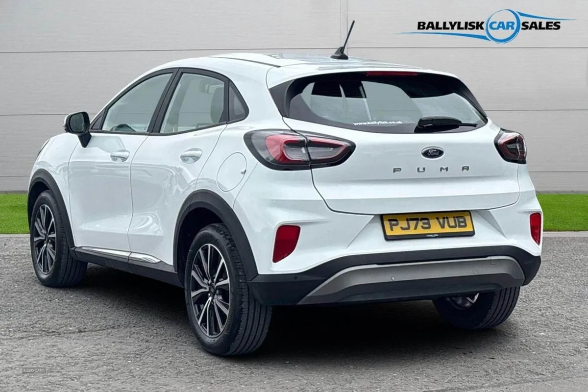 Ford Puma 1.0t 125PS Titanium in White With Only - Image 2