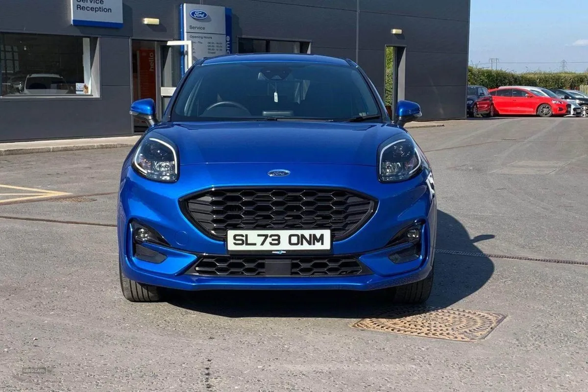 Ford Puma 1.0 St-line X Petrol Manual 125 ps in D - Image 4