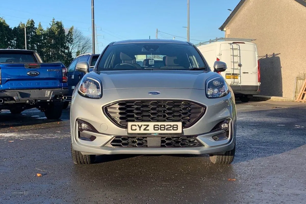Ford Puma 1.0 125PS St-line IN Solar Silver With - Image 4