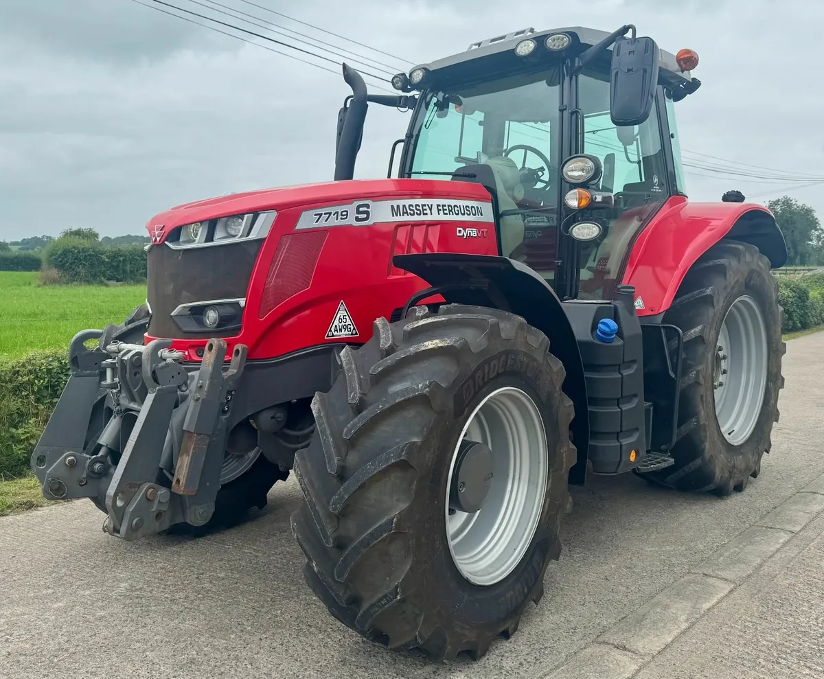 Massey Ferguson 7719S - Image 1