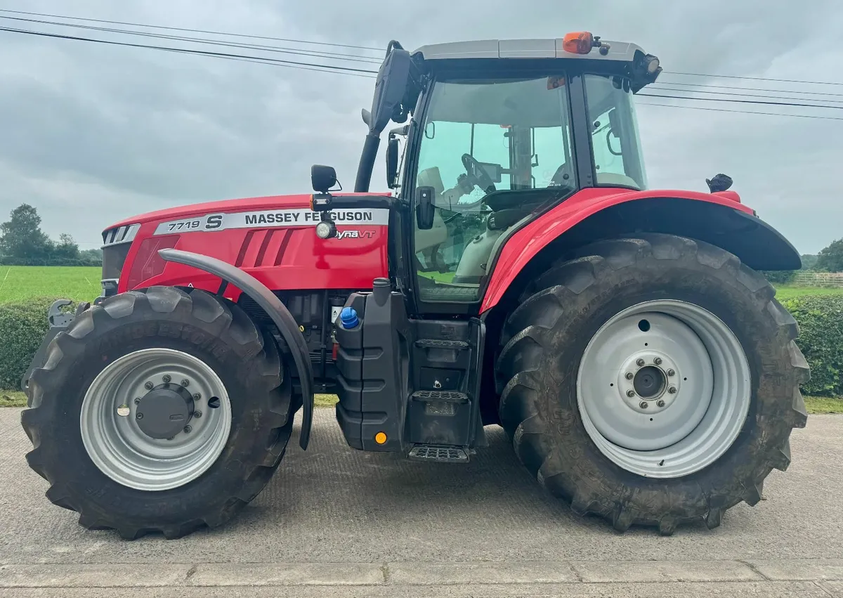 Massey Ferguson 7719S - Image 2