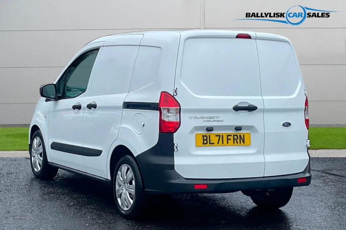 Ford TRANSIT COURIER 1.0 Leader IN White With Onl - Image 2