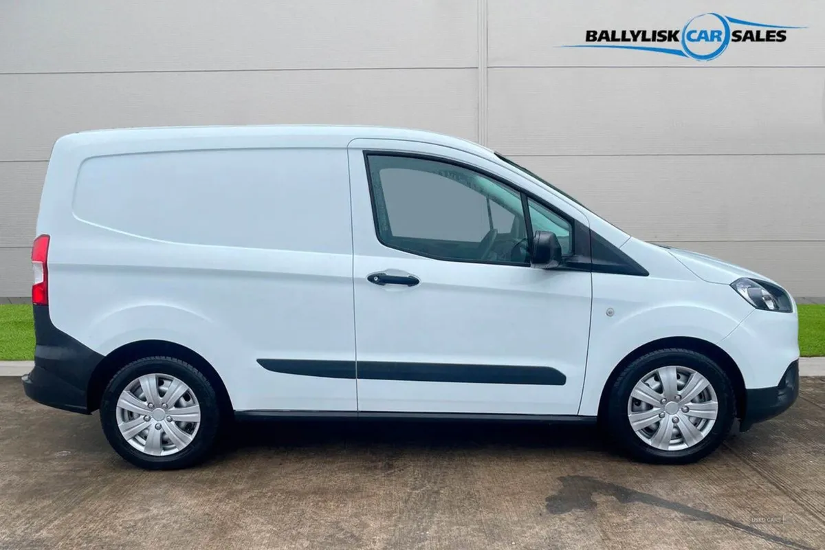 Ford TRANSIT COURIER 1.0 Leader IN White With Onl - Image 3