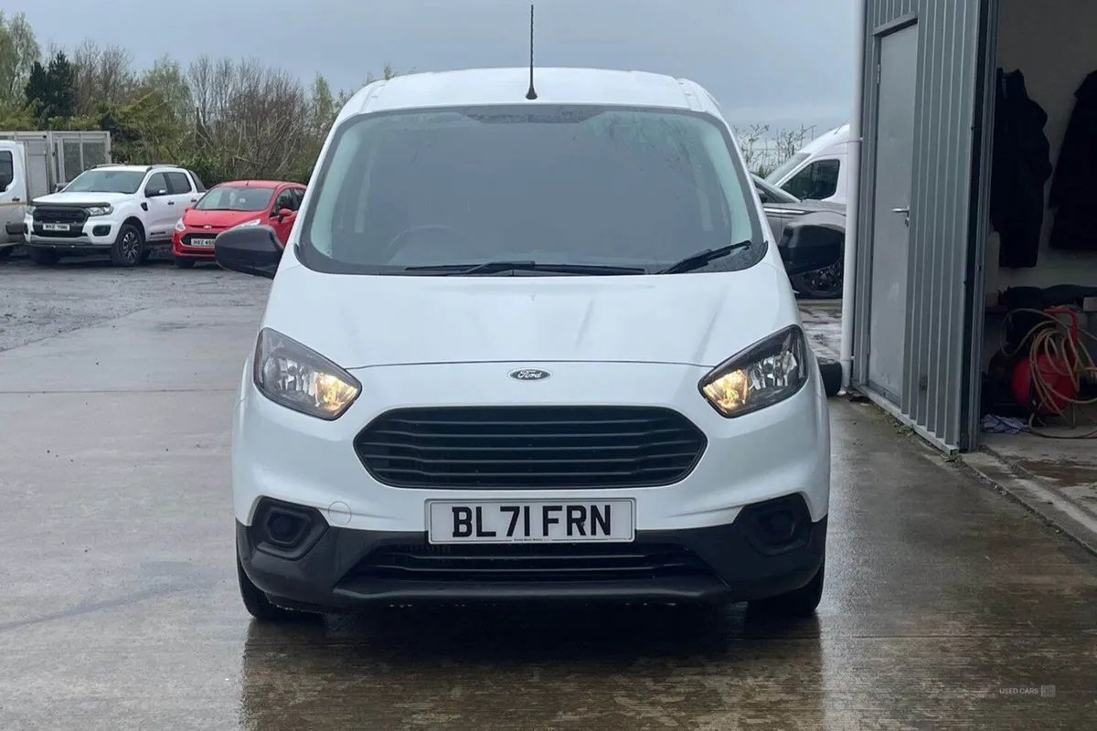 Ford TRANSIT COURIER 1.0 Leader IN White With Onl - Image 4
