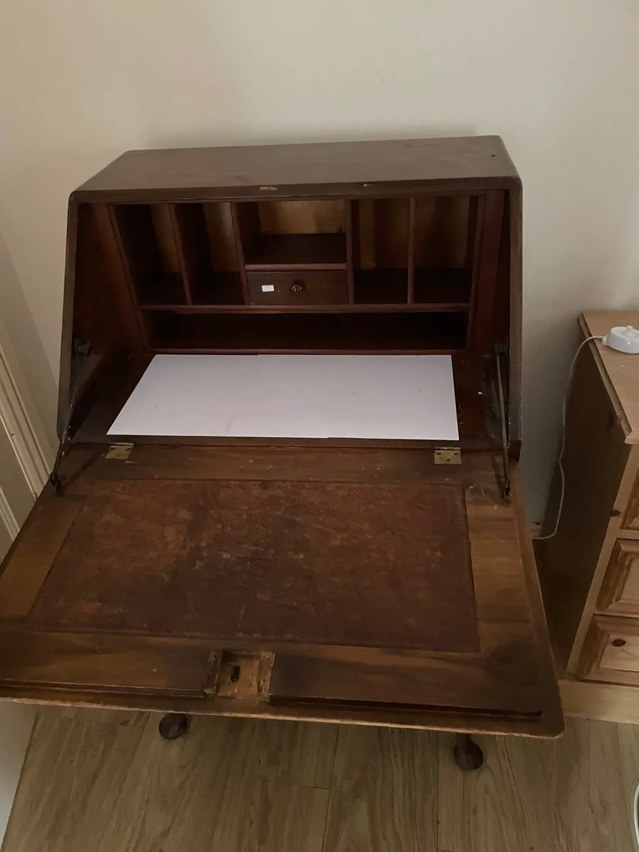 Mahogany writing desk - Image 2