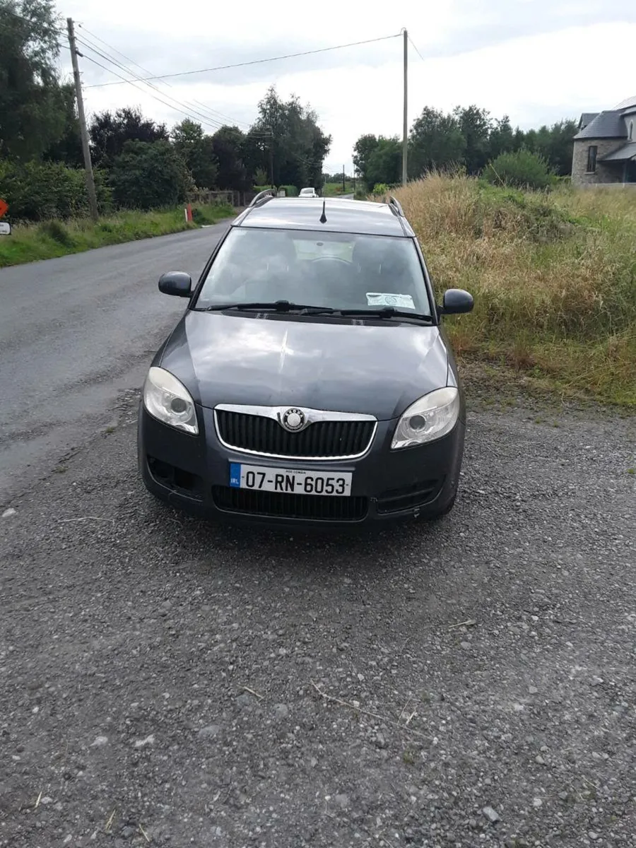 Skoda roomster  1,4 diesel  low mileage - Image 1