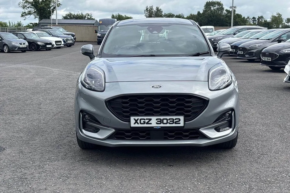 Ford Puma 1.0t 125PS St-line in Solar Silver With - Image 4