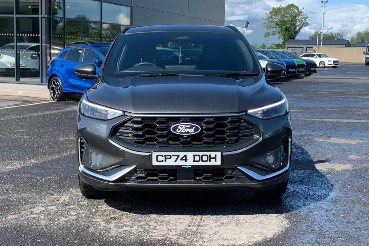 Ford Kuga 2.5h Fhev St-line Petrol Hybrid in Magn - Image 4
