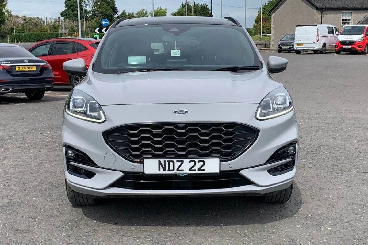 Ford Kuga 2.5 Duratec 14.4kwh Phev Graphite Tech - Image 4