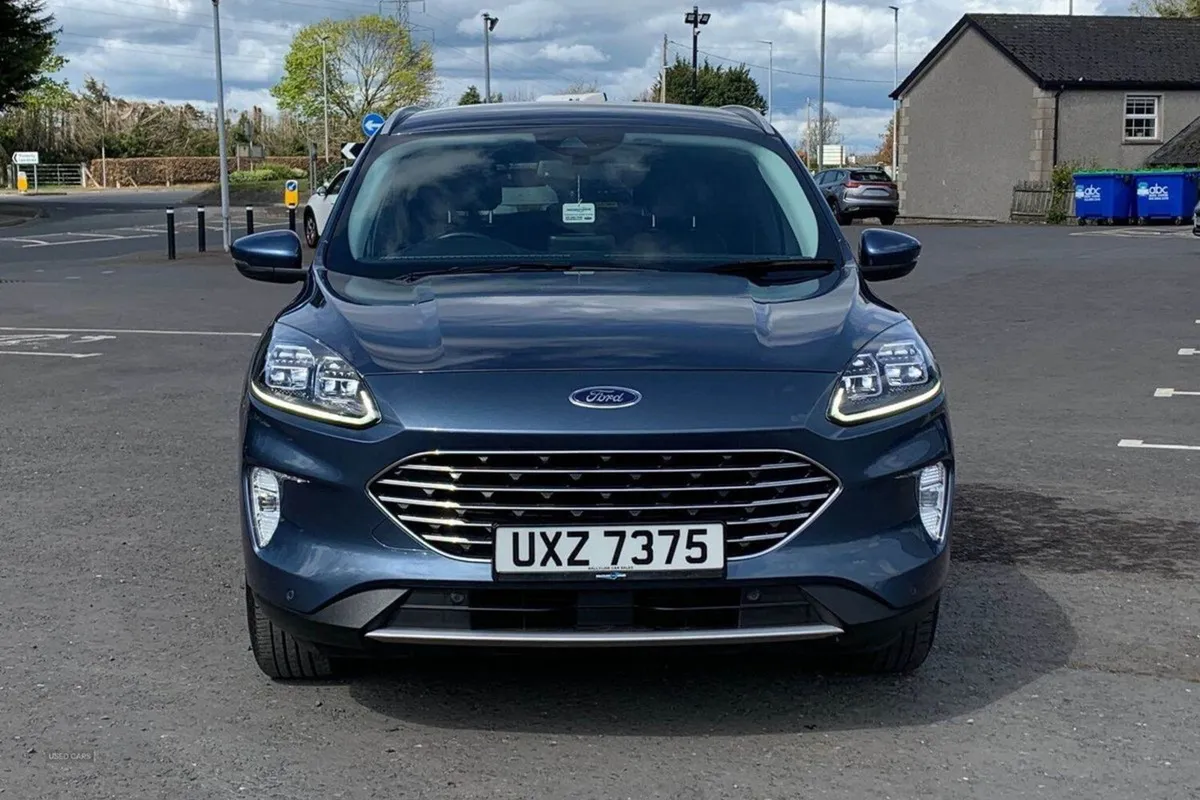 Ford Kuga 1.5 Ecoblue Titanium Edition in Chrome - Image 4