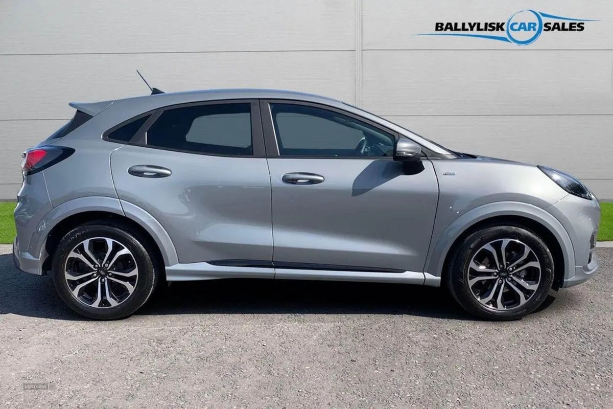 Ford Puma 1.0t 125PS St-line in Solar Silver With - Image 3