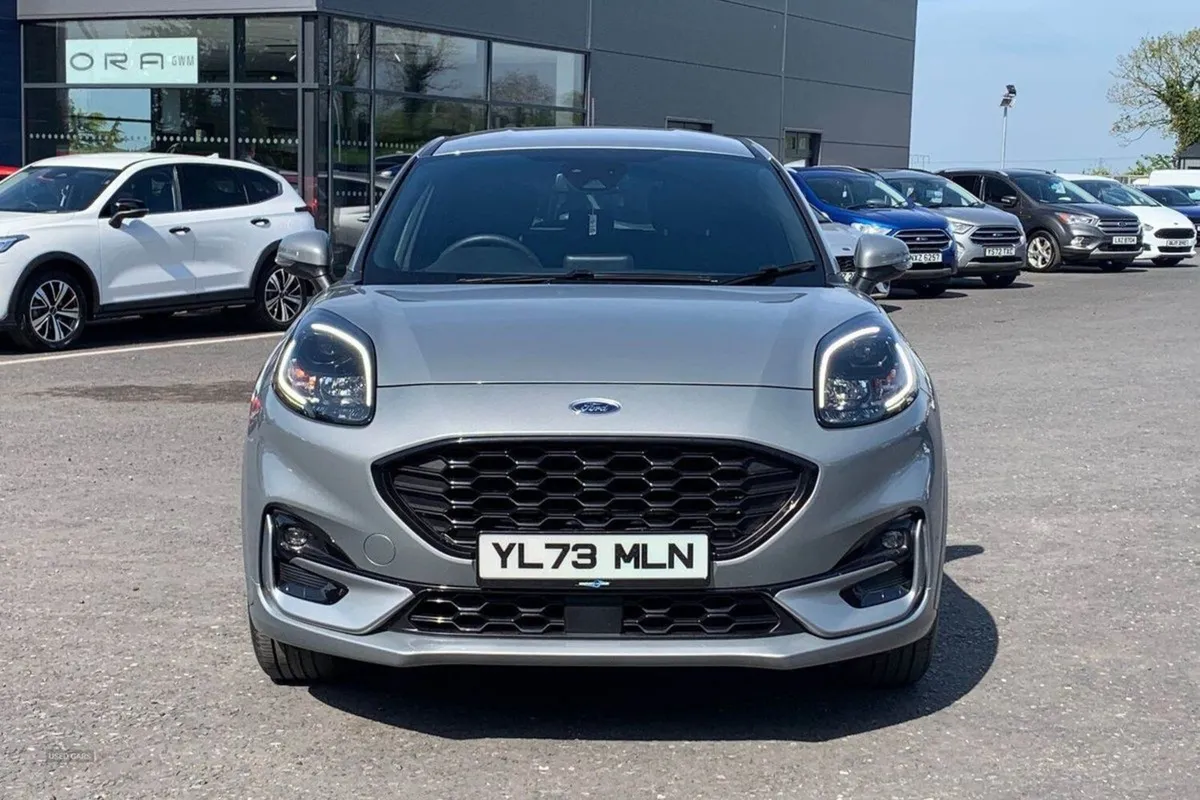 Ford Puma 1.0t 125PS St-line in Solar Silver With - Image 4