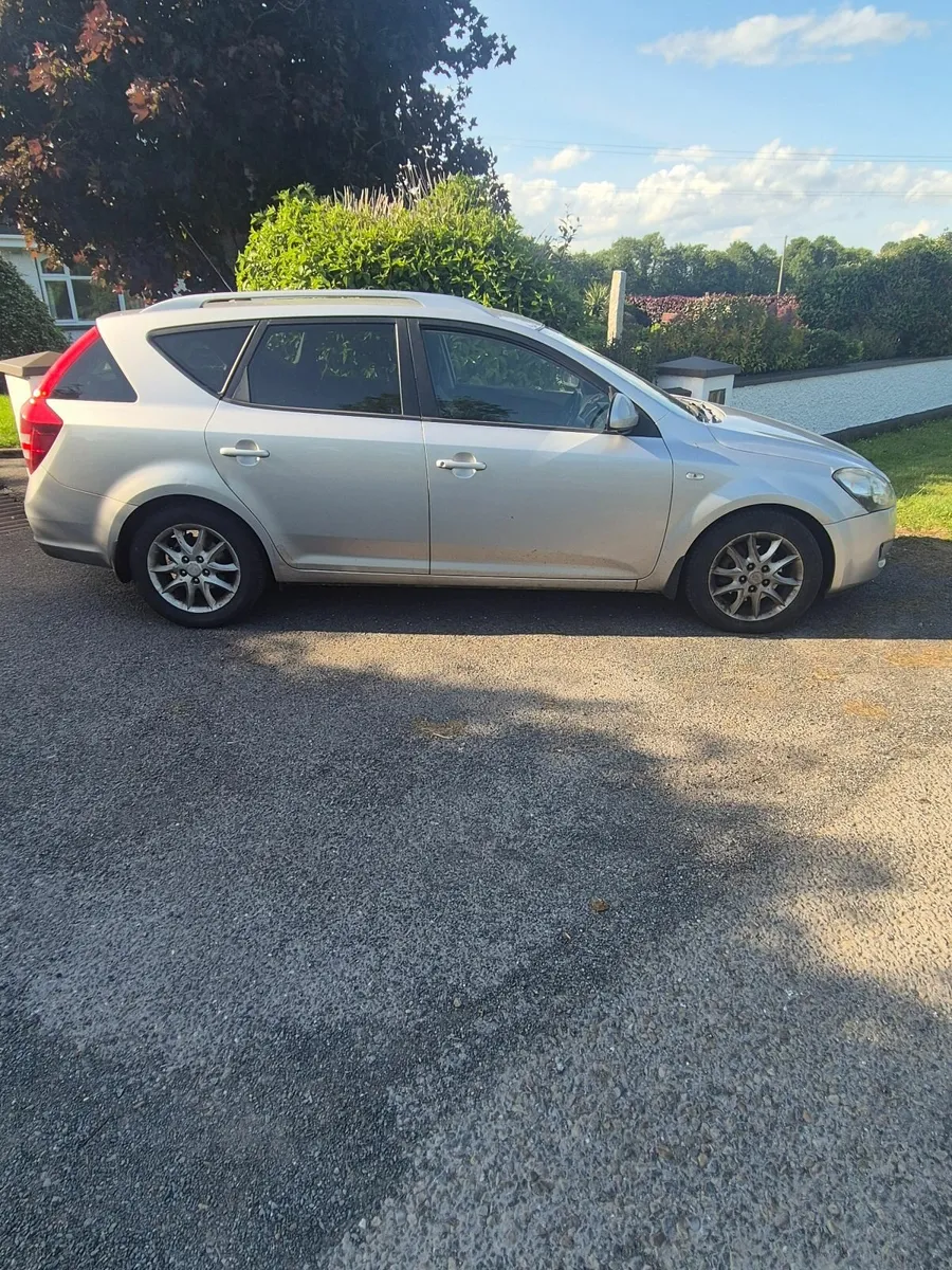 Kia Ceed 2009 - Image 4