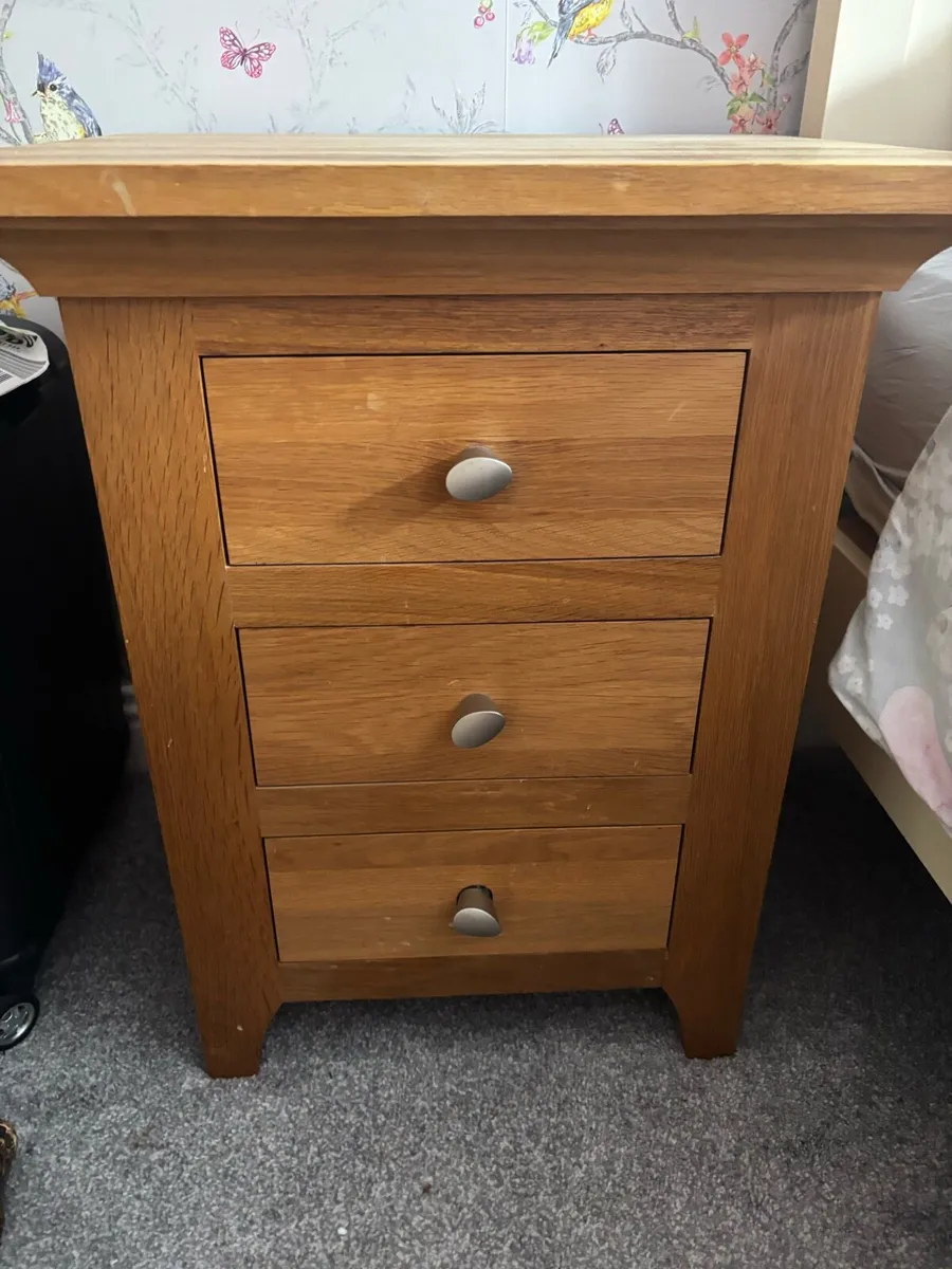 Solid oak bed lockers - Image 1