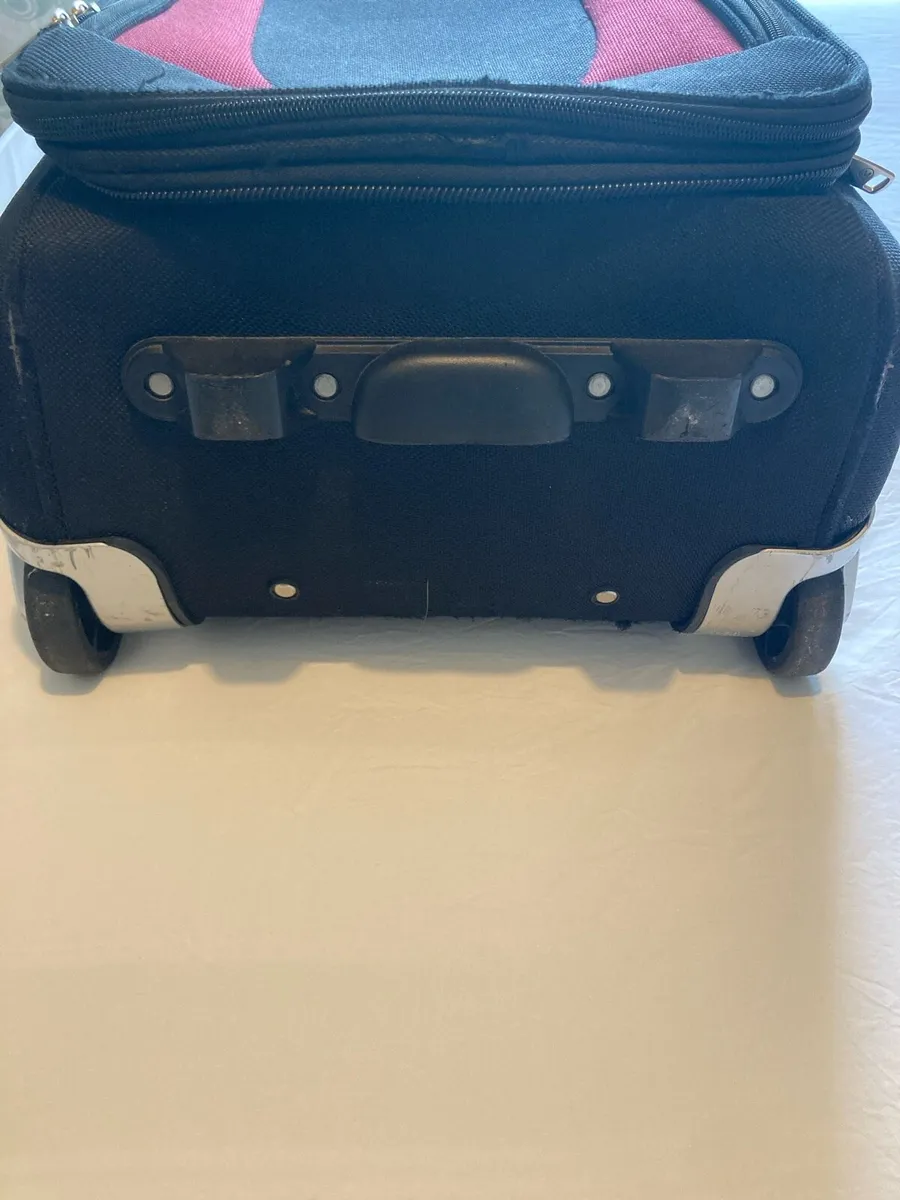FREE Small black and red wheelie suitcase - Image 3