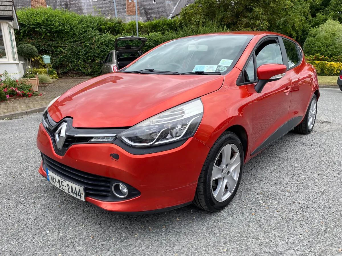 Renault Clio - 0872558536 - Image 1