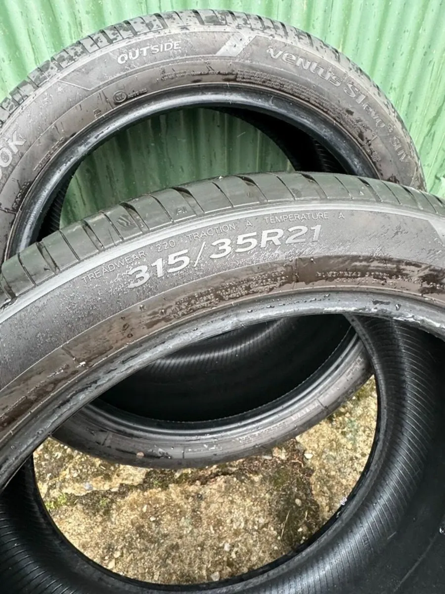 Run Flats - part-worn - Image 2