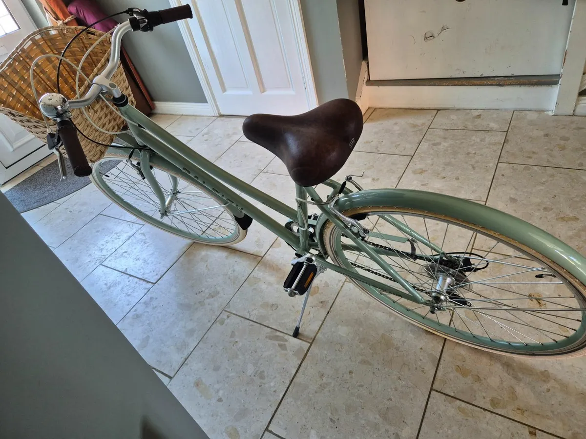 Ladies Rayleigh sherwood bicycle - Image 3