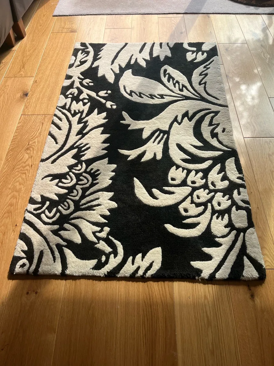 Wool rug - Image 1