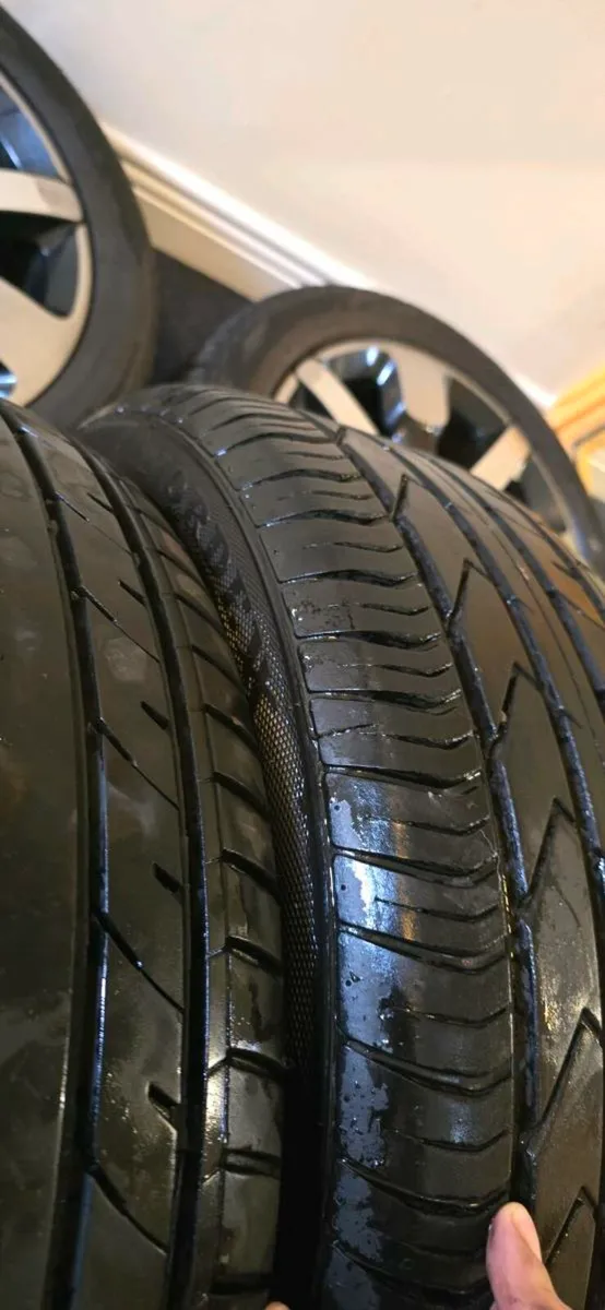 Set of 4 Alloy Wheels with Tyres in excellent cond - Image 4