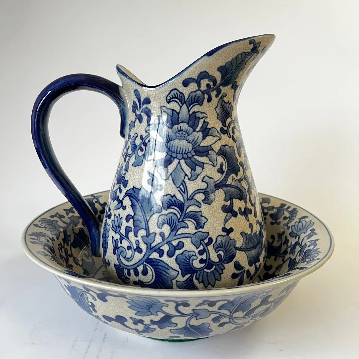 Wash basin and jug vintage ceramic - Image 1
