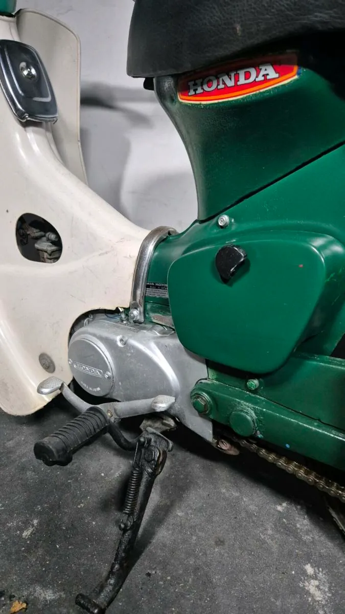 1970 HONDA 50C IN RARE ORIGINAL GREEN & CHASSIS - Image 4