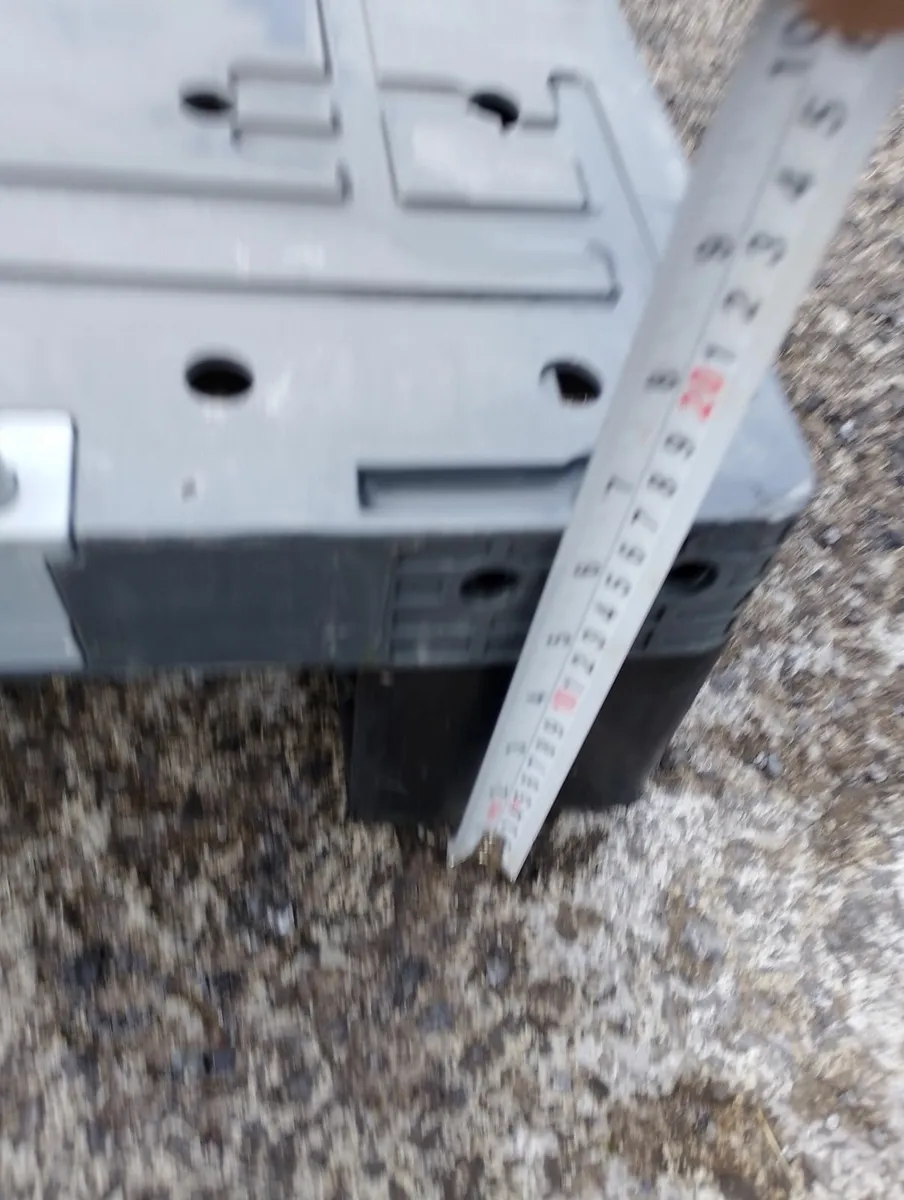 Plastic euro pallets 800mm x 600mm - Image 3