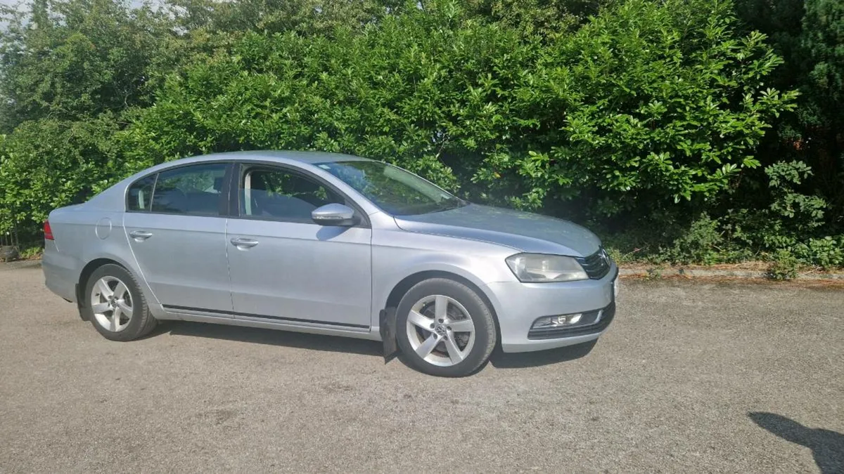 Volkwagen passat - Image 3