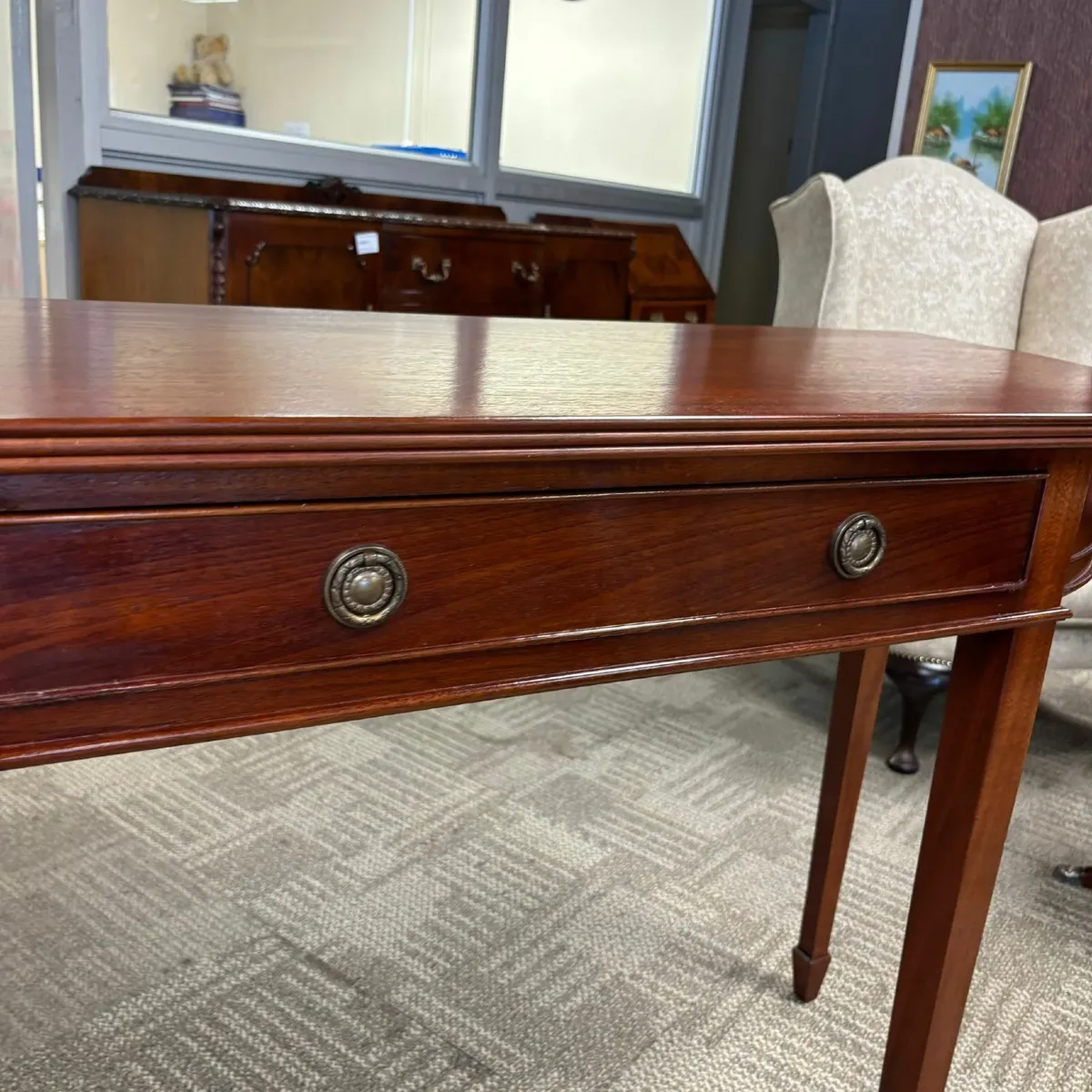 Beautiful mahogany breakfront console table - Image 2