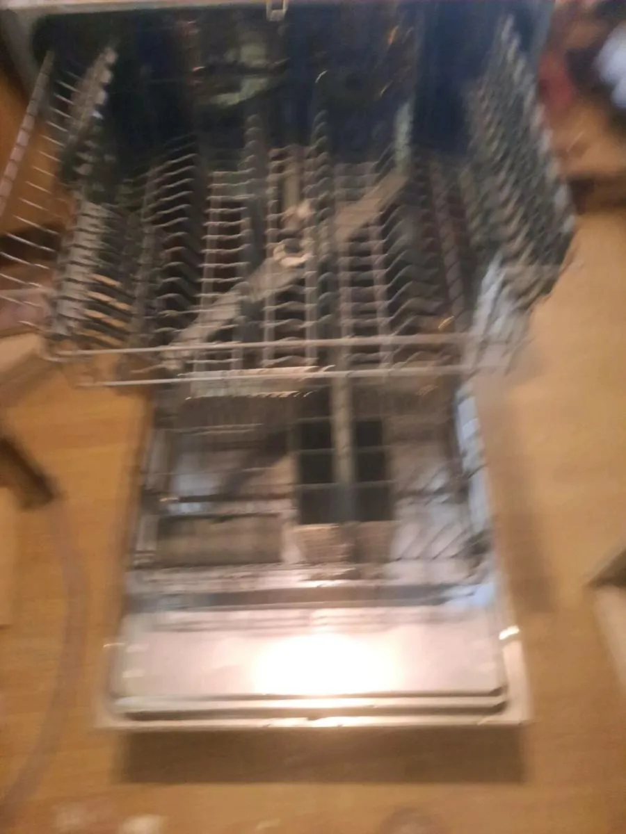 Dish washer - Image 3