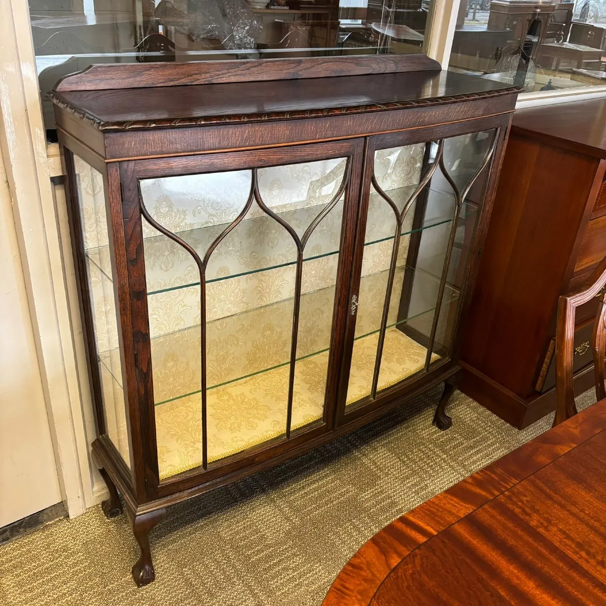 Beautiful antique oak display China cabinet - Image 1
