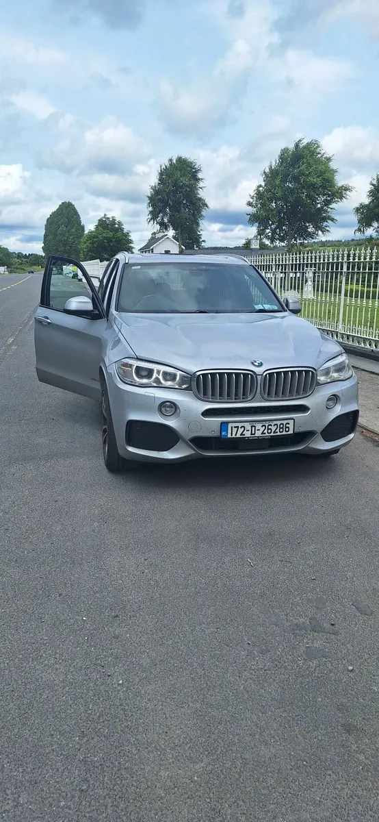 BMW X5 2017 - Image 2