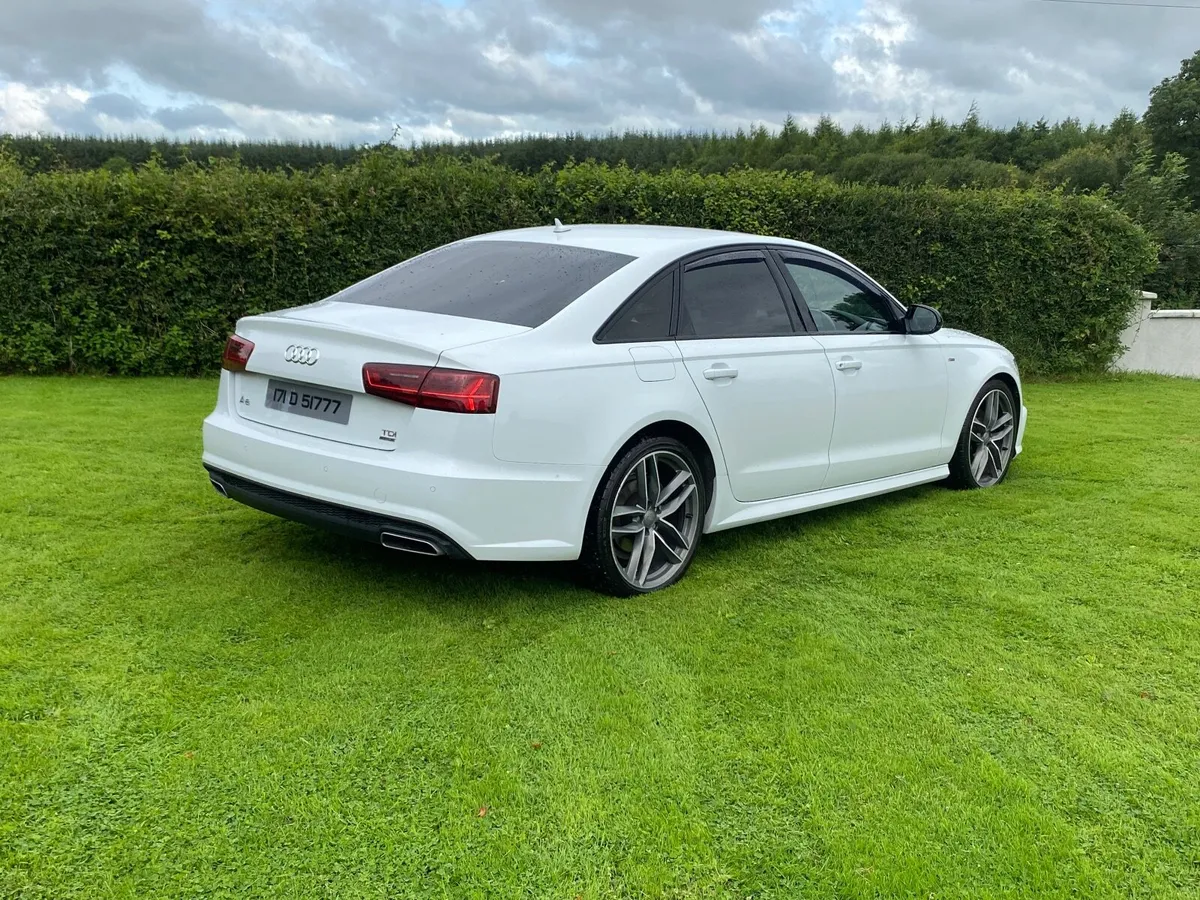 Audi A6 2017 Sline Ultra Black Edition - Image 4