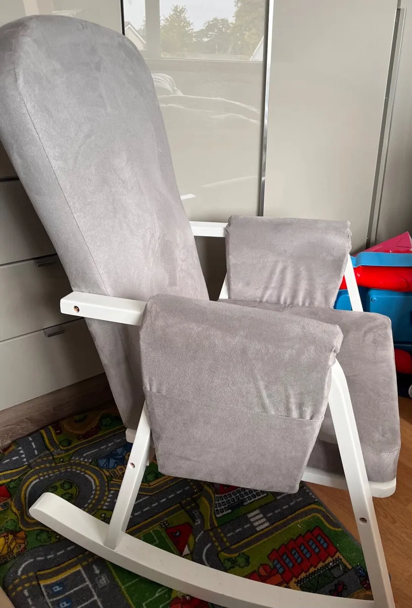 Rocking chair - Image 1
