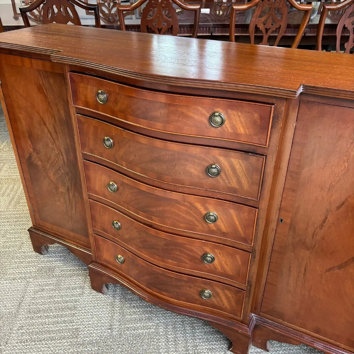 Beautiful mahogany flamed breakfront sideboard - Image 2