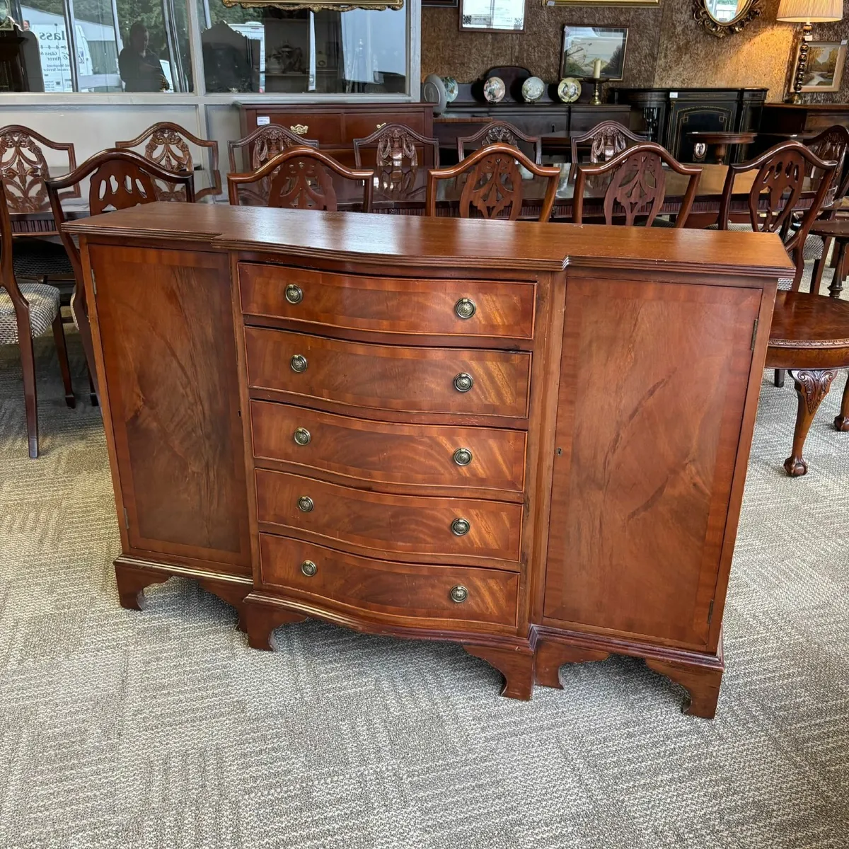 Beautiful mahogany flamed breakfront sideboard - Image 1