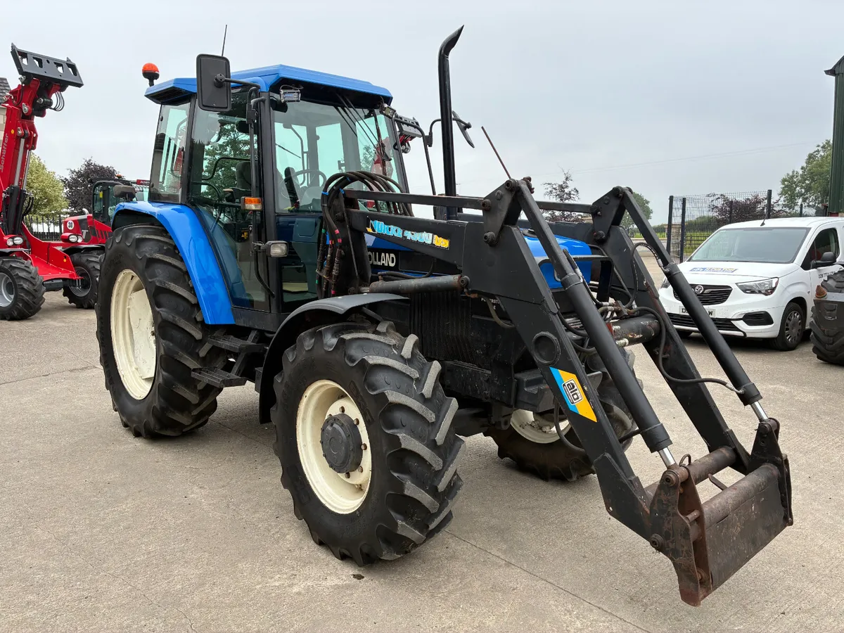 New Holland 7840 Turbo - Image 4