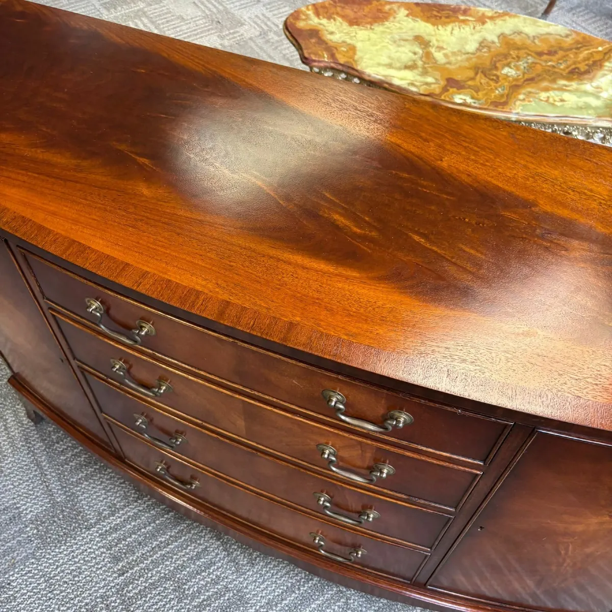 Beautiful mahogany flamed bow front sideboard - Image 2