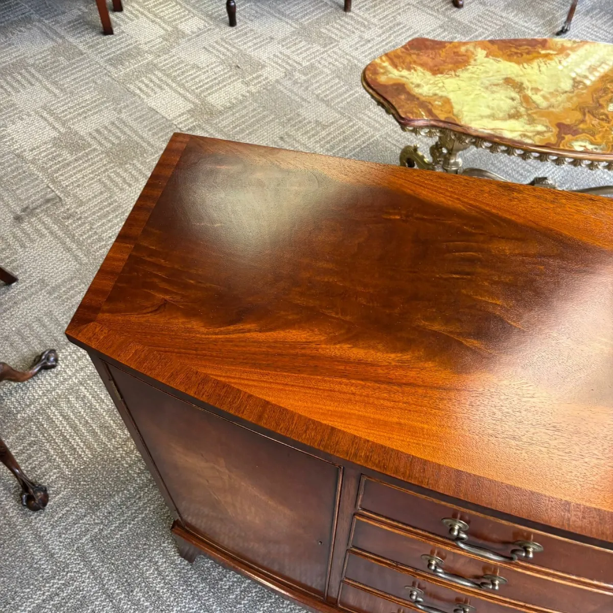 Beautiful mahogany flamed bow front sideboard - Image 3