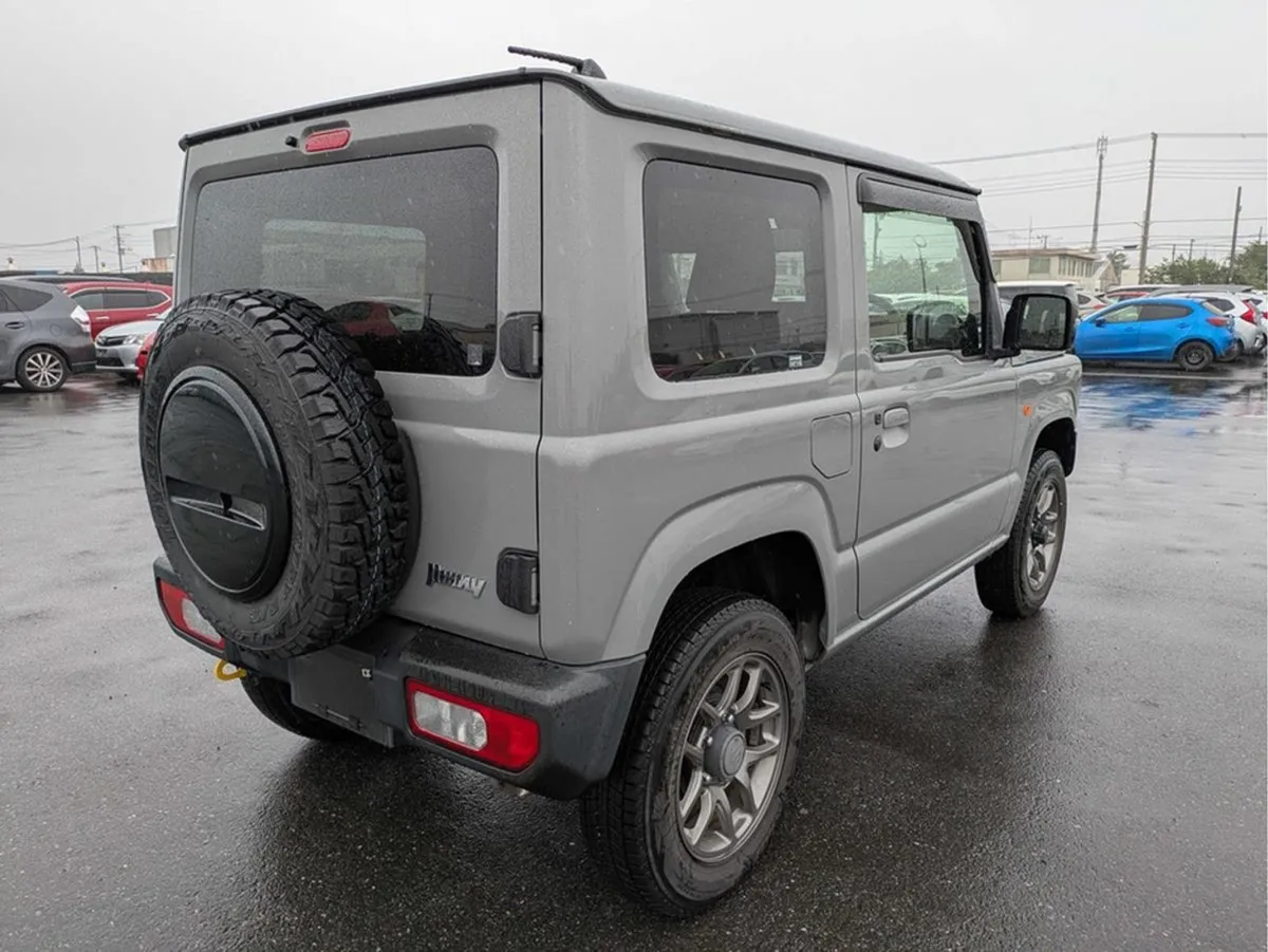 Suzuki Jimny 660CC 4-seater - Image 3