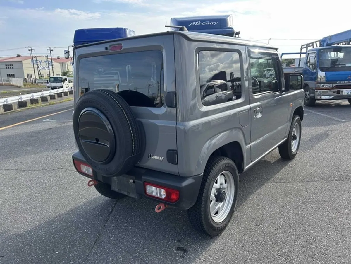 Suzuki Jimny 660CC 4-seater - Image 3