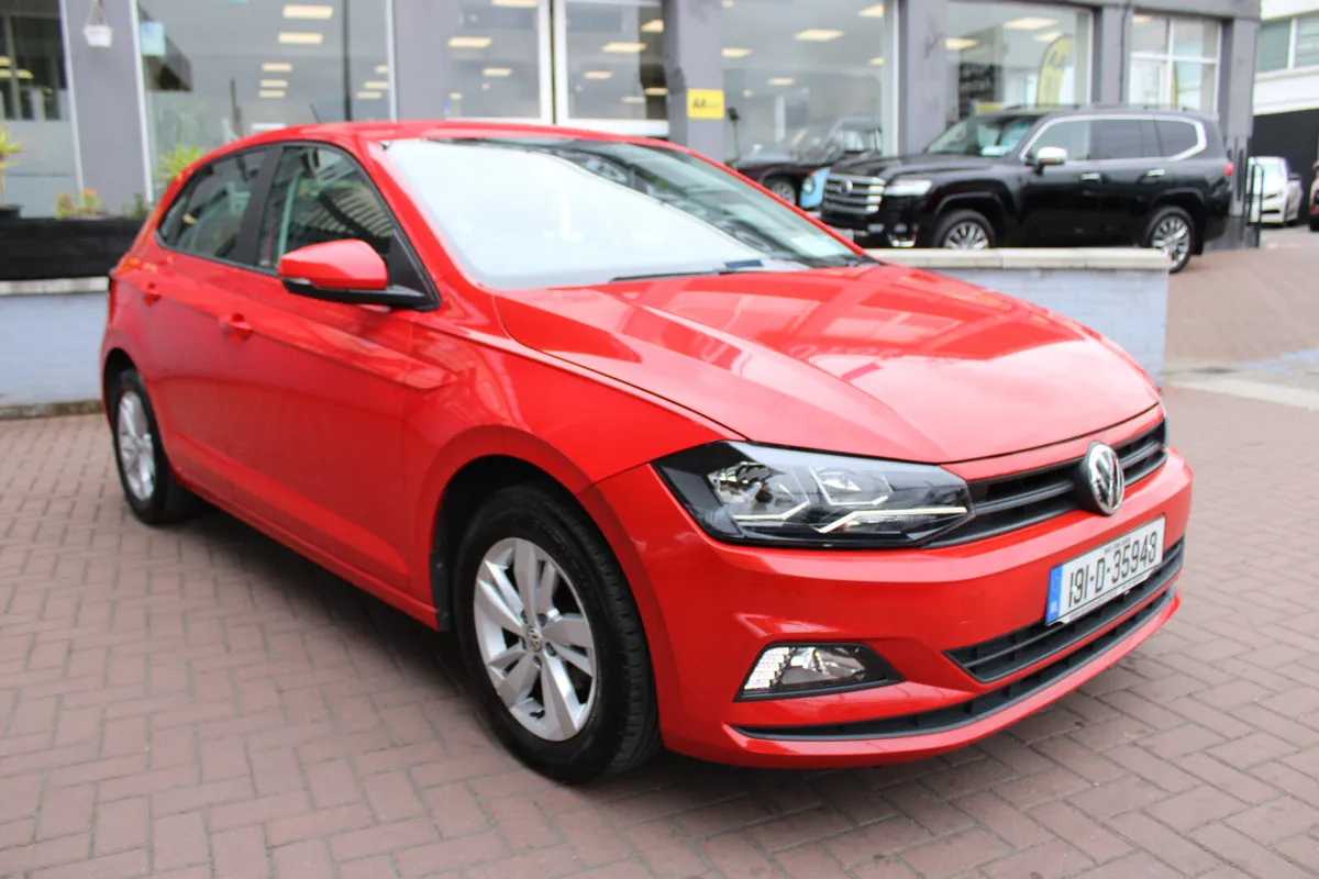 VOLKSWAGEN POLO 1.0 TRENDLINE 5DR HATCHBACK // STU - Image 2