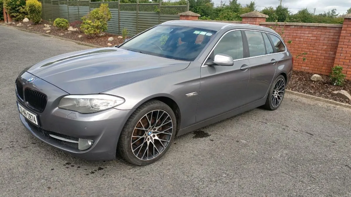 BMW 520D F11 - Image 1