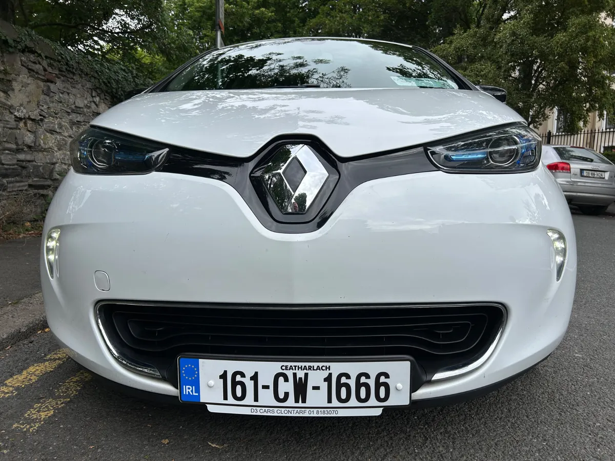 2016 RENAULT ZOE 22kw ONLY 41,000 MILES - Image 2